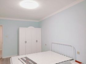 光明东村 1室1厅1卫 51m&sup2;