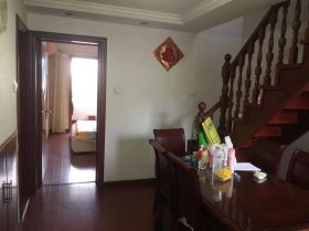 城港花苑 3室2厅2卫 86m&sup2;