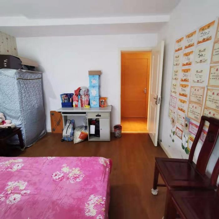天润家园 4室2厅2卫 158m&sup2;
