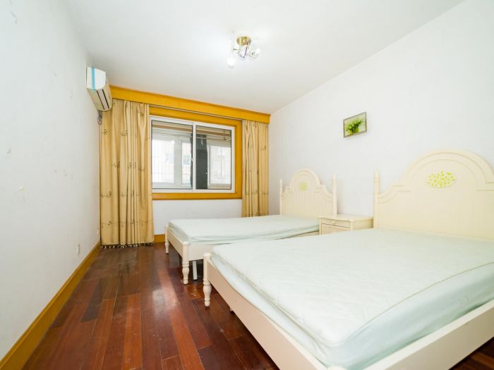 金鑫苑 4室2厅2卫 169.7m&sup2;