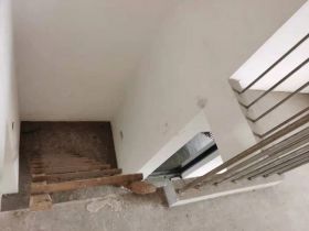 星通花园 5室2厅1卫 191m&sup2;