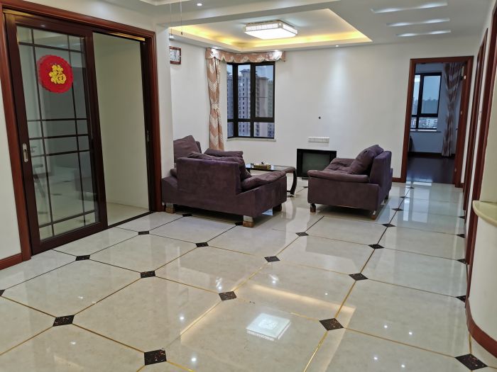 德诚&middot;翰景园 3室2厅1卫 115m&sup2;