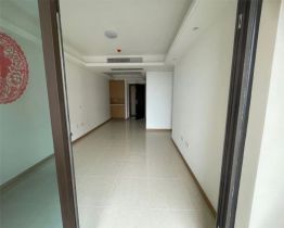 绿地新里城 3室2厅1卫 95m&sup2;