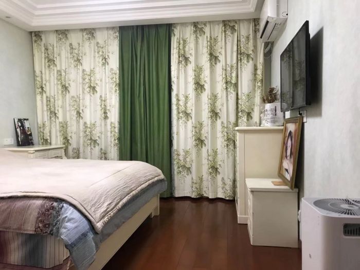 汇富花苑 3室2厅1卫 135m&sup2;