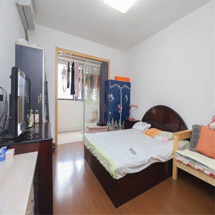 滨河东城 3室2厅1卫 104.9m&sup2;