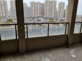 南通橡树湾 5室3厅3卫 252m&sup2;
