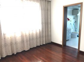 天都花苑 5室2厅2卫 128m&sup2;