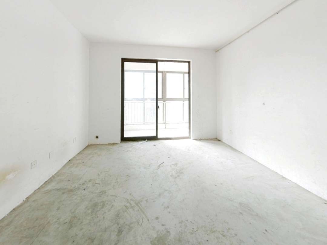 同和嘉苑 3室1厅1卫 114m&sup2;