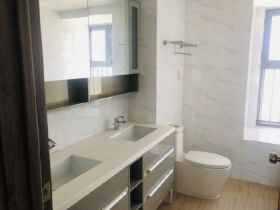 碧桂园时代悦城 4室2厅2卫 142m&sup2;
