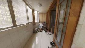 阳光花园 3室2厅1卫 127.82m&sup2;