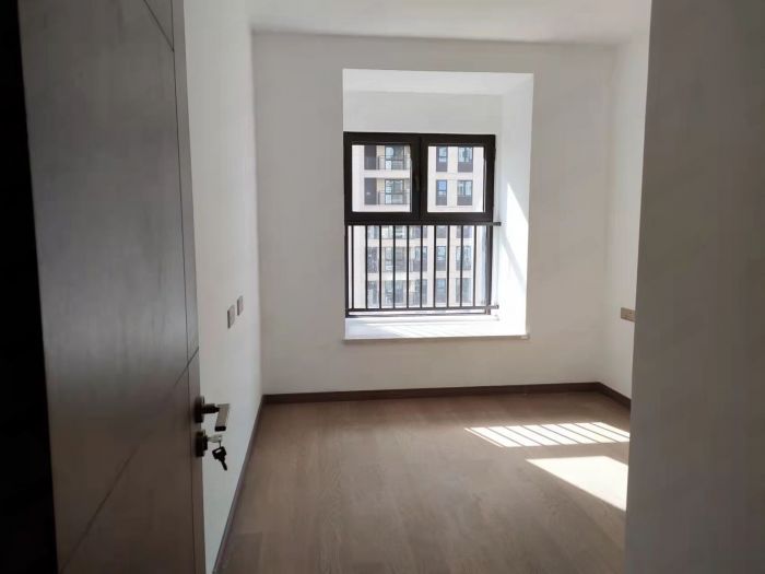 中海上东区 4室2厅2卫 143m&sup2;