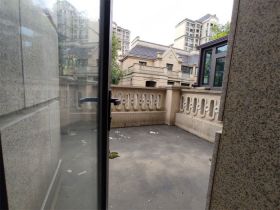 南通橡树湾 5室2厅3卫 225m&sup2;