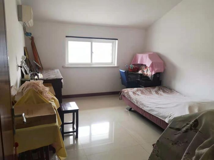 越江新村 4室2厅2卫 144.6m&sup2;
