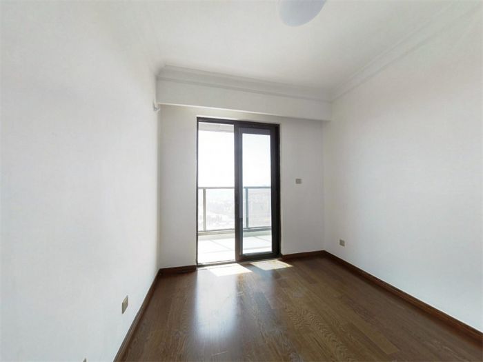 雍华府 3室2厅2卫 98m&sup2;