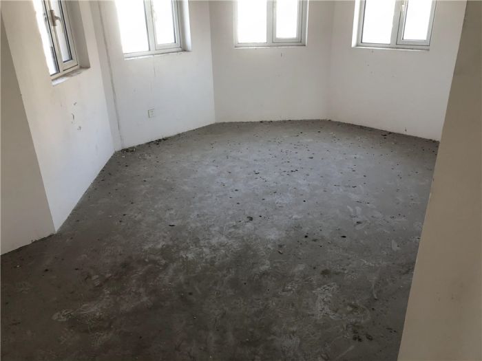 军山花园 4室2厅2卫 200.00m&sup2;