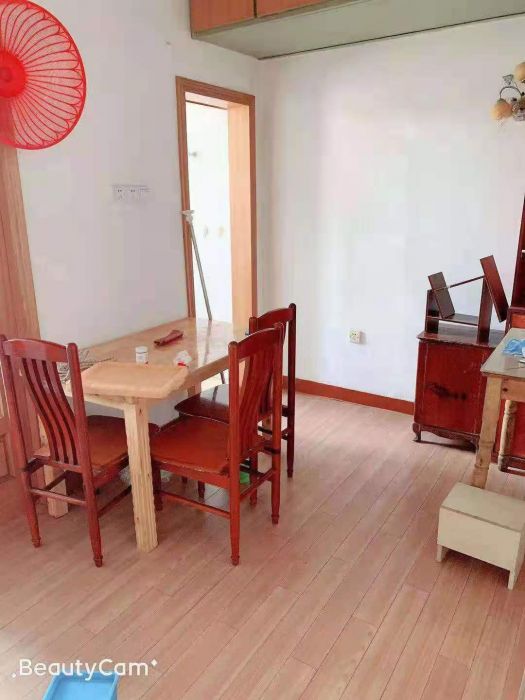 城港新村 2室1厅1卫 60m&sup2;