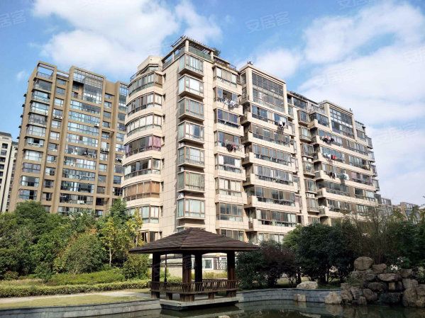 天安花园 4室2厅1卫 235.86m&sup2;