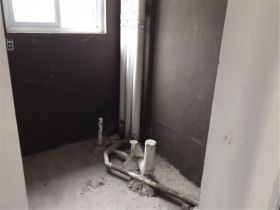 南山国际社区 4室2厅2卫 142m&sup2;