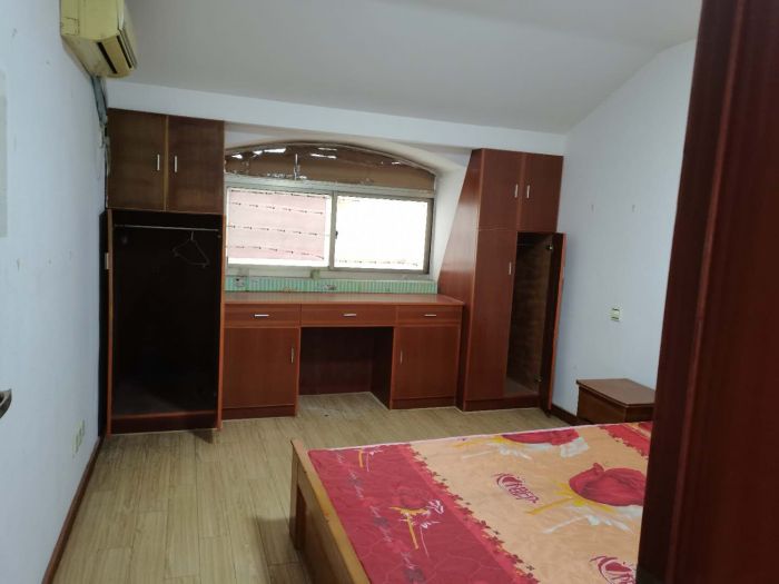 前景花苑 2室1厅1卫 82m&sup2;