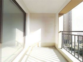 新城香溢紫郡 3室1厅1卫 97m&sup2;