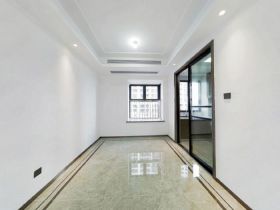 都会沁园 4室2厅2卫 150m&sup2;