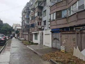 濠西园中北小区 3室2厅1卫 130m&sup2;