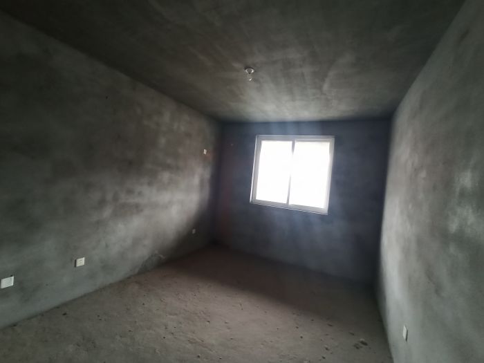 银洋河公寓 3室2厅1卫 126m&sup2;