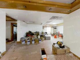 虹桥北村 4室2厅2卫 176m&sup2;