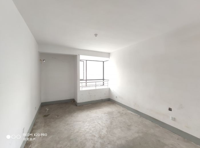 万通城 1室厅卫 98m&sup2;