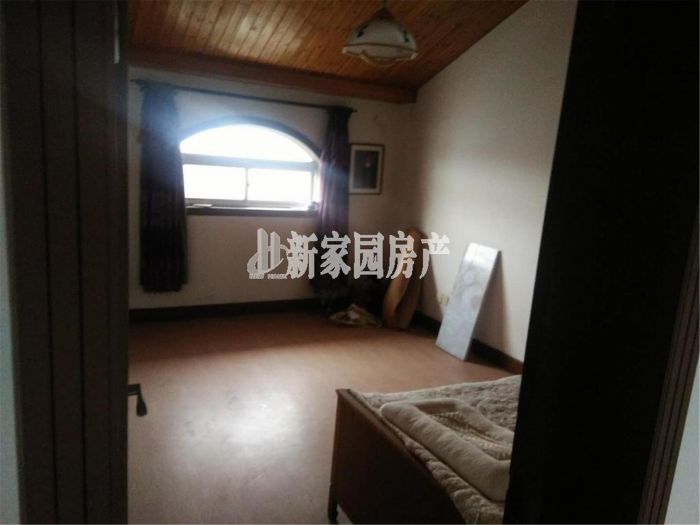 银花苑 5室3厅2卫 124m&sup2;