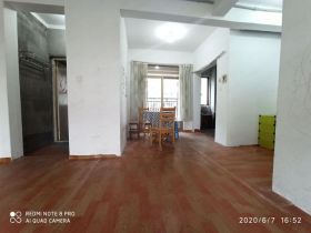 恒盛豪庭 2室2厅1卫 105m²