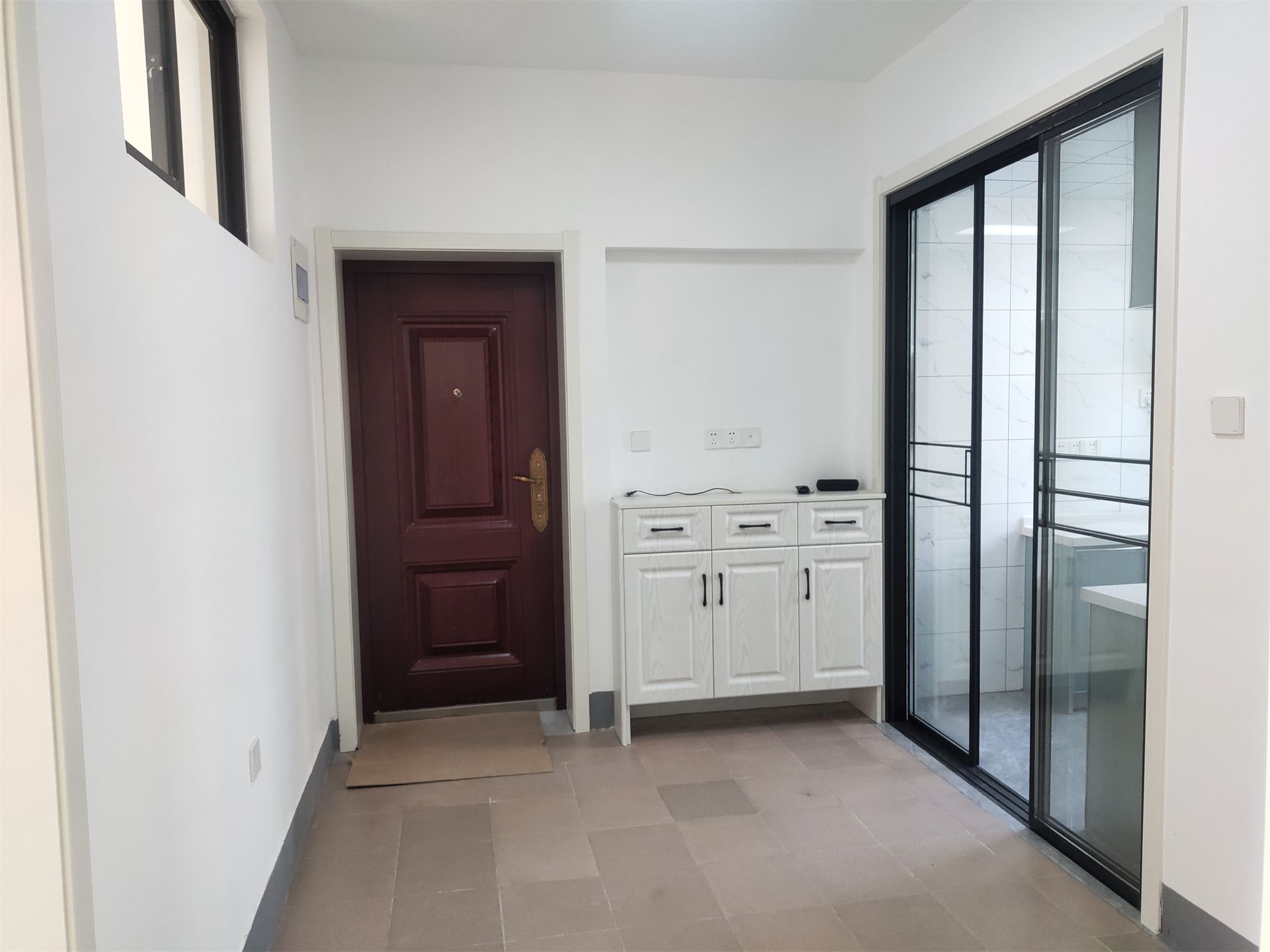易家桥新村 3室1厅1卫 70.00m&sup2;