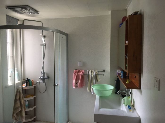 江海名苑南区 3室2厅2卫 145m&sup2;