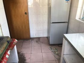 外滩小区 3室1厅1卫 82.00m&sup2;