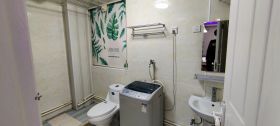 惠泽苑 2室1厅1卫 84m²