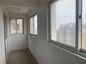 幸福新居 3室2厅1卫 135m&sup2;