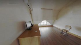 阳光花园 4室3厅2卫 161.05m&sup2;
