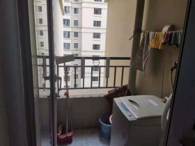 南通橡树湾 2室2厅1卫 88m&sup2;