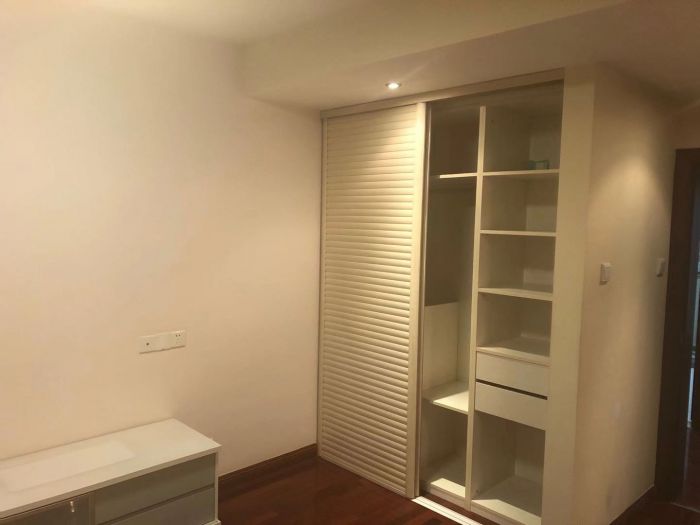 濠滨花园 4室2厅2卫 160.00m&sup2;