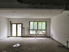 南通壹城水清木华 5室2厅2卫 230.13m²