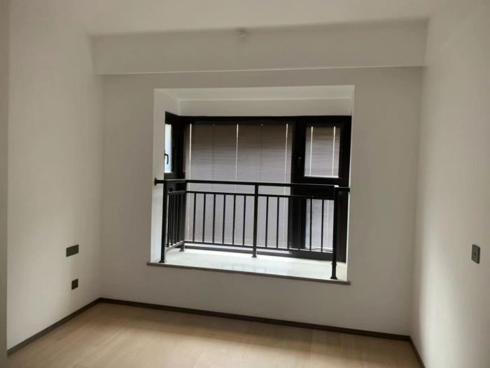 春风南岸西园 4室2厅3卫 166.00m&sup2;