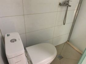 天山花苑 1室1厅1卫 35m&sup2;