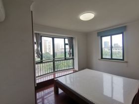 凤凰莱茵苑 3室2厅2卫 149.5m&sup2;