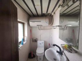 天都花苑 3室2厅2卫 90.00m&sup2;