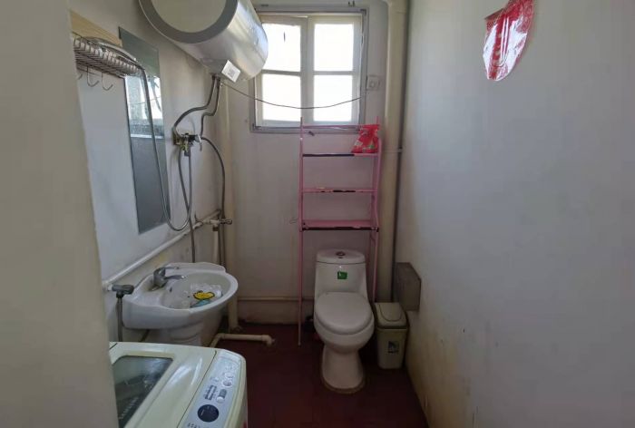 易家桥新村 2室1厅0卫 59.00m&sup2;