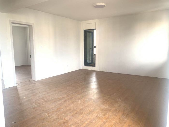 金水湾花园 4室2厅2卫 200m&sup2;