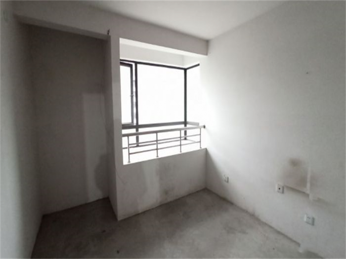 万通城 2室2厅2卫 90m&sup2;