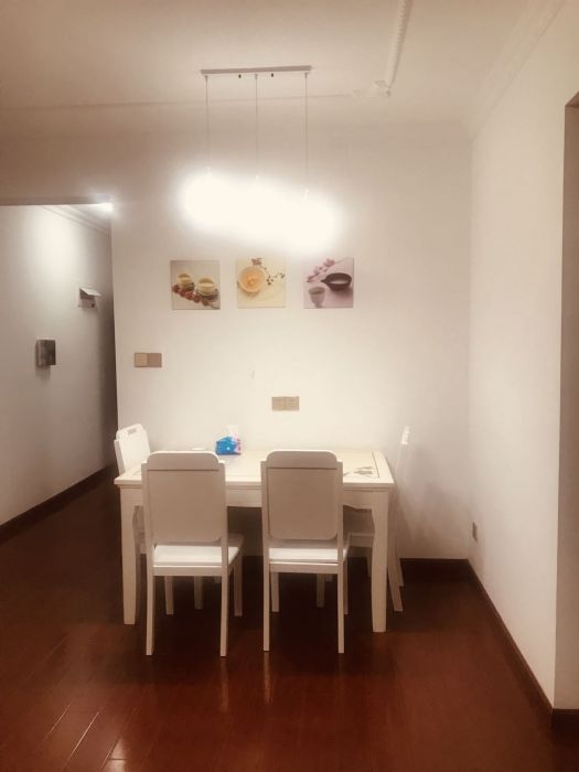 世茂公元 2室2厅1卫 69m&sup2;