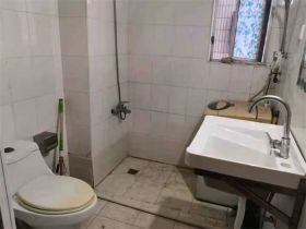 中南大厦 2室1厅1卫 75m&sup2;