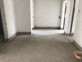 外滩小区 5室3厅2卫 222m²